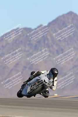 media/Oct-01-2023-SoCal Trackdays (Sun) [[4c570cc352]]/Turn 9 Set 2 (10am)/